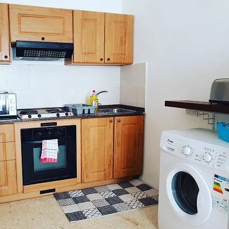 Sunshine Court 7 Апартаменты Буджибба