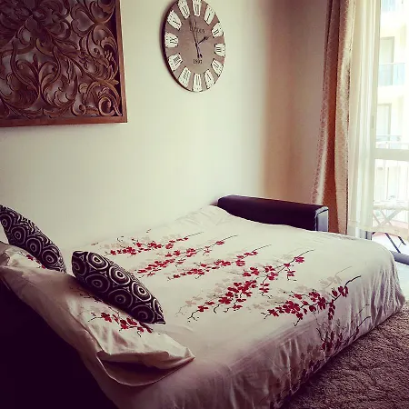 Апартаменты Sunshine Court 7